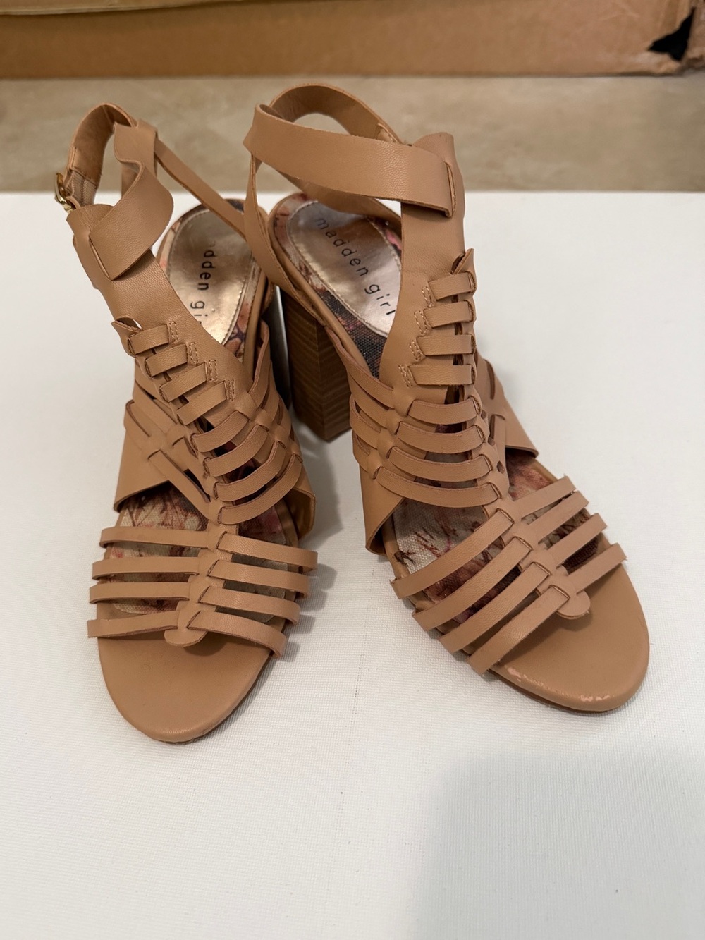 Madden Girl Tan Strappy Block Heel Sandals Size 8